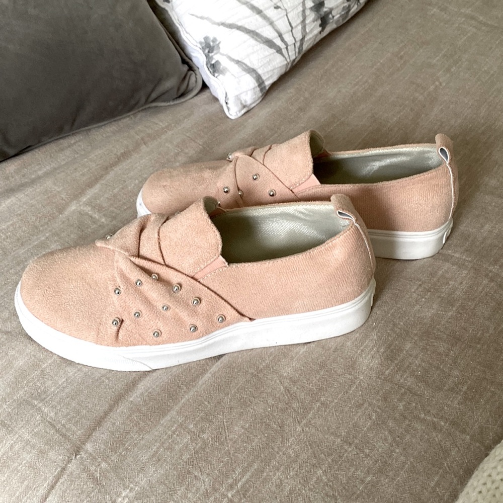 Women’s Slip-On Studded Sneakers in Blush Pink